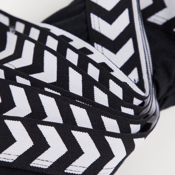 NWT 5-Pack Medium Hummel Briefs with Chevron Waistband Black - Picture 2 of 8